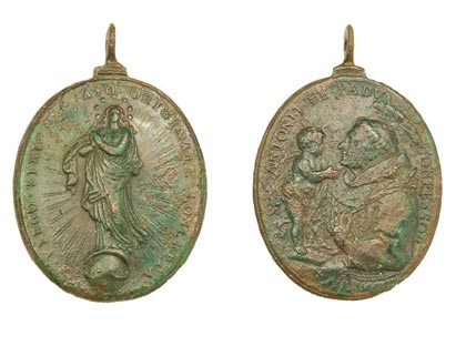 Svetačka medaljica iz 18. st. pronađena uz crkvu Blažene Djevice Marije u Remetama

